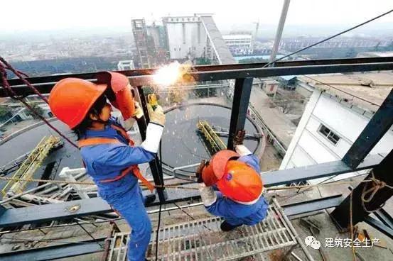 火災(zāi)、觸電、高處墜落、車輛傷害等冬季施工常見(jiàn)安全事故如何防治